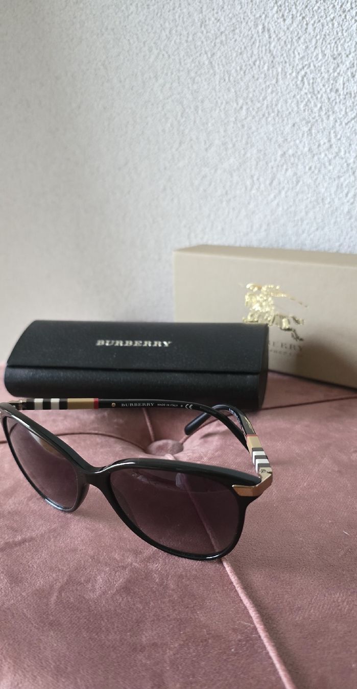 Burberry Occhiali & Lenti: Burberry Sonnenbrille – Nuovo (secondo la descrizione) da Rümlang venduto da ilc_vm5p 2
