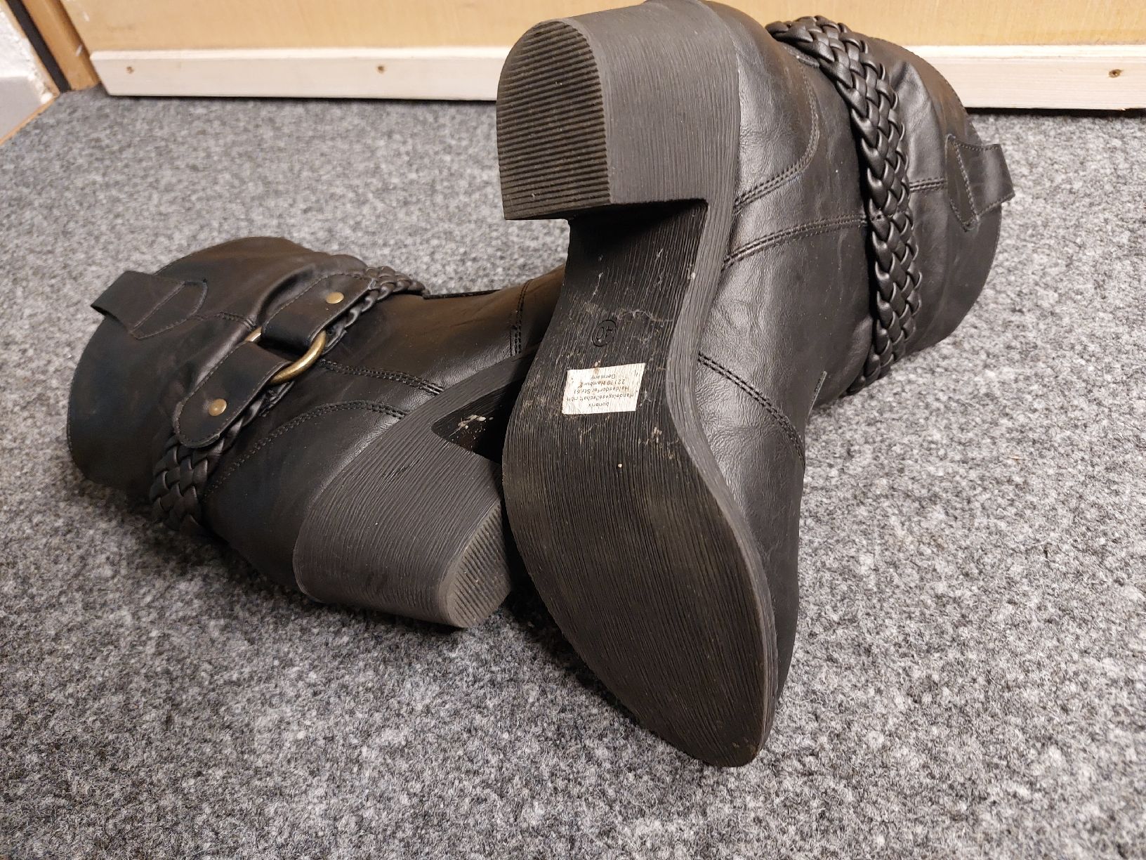 Chaussures femmes: Stiefeletti Gr. 40 – D'occasion à Schmitten par Renistern68 1