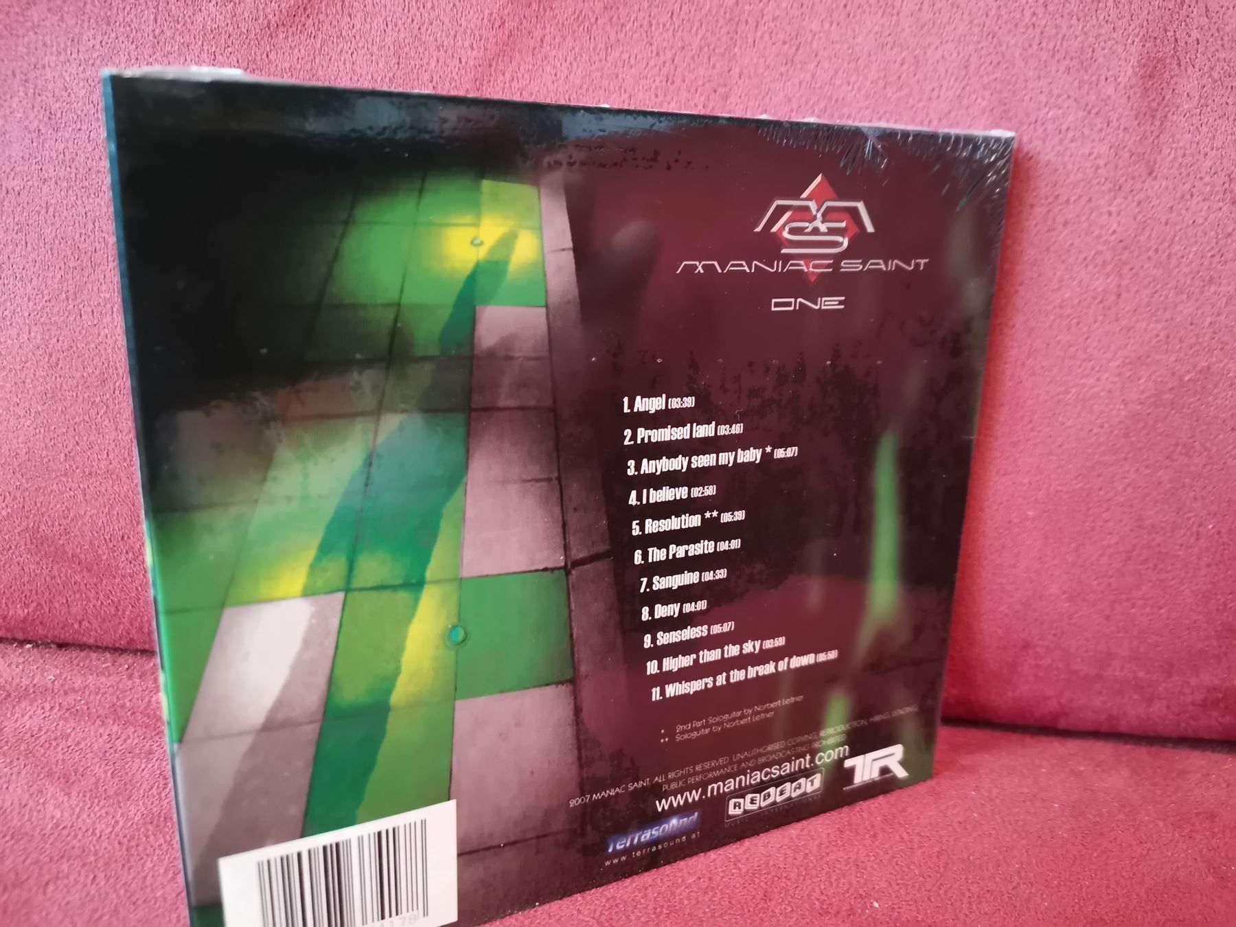CD: Maniac Saint One CD – Nuovo e nell'imballaggio originale da Zofingen venduto da noise123 1