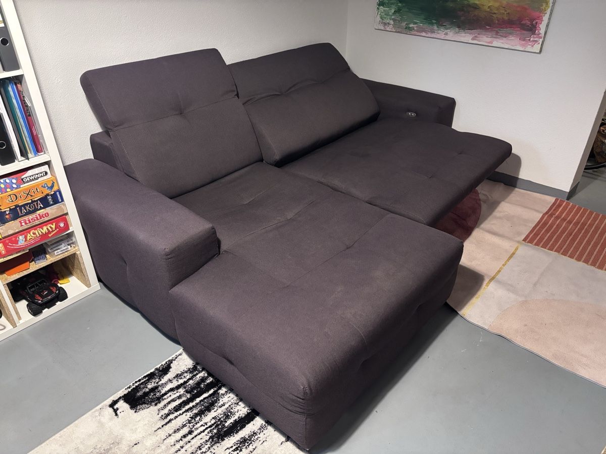 Sofas: Ecksofa mit elektrischer Liegefunktion - Anthrazit - 250cm – D'occasion à Zürich par hitzobar 1