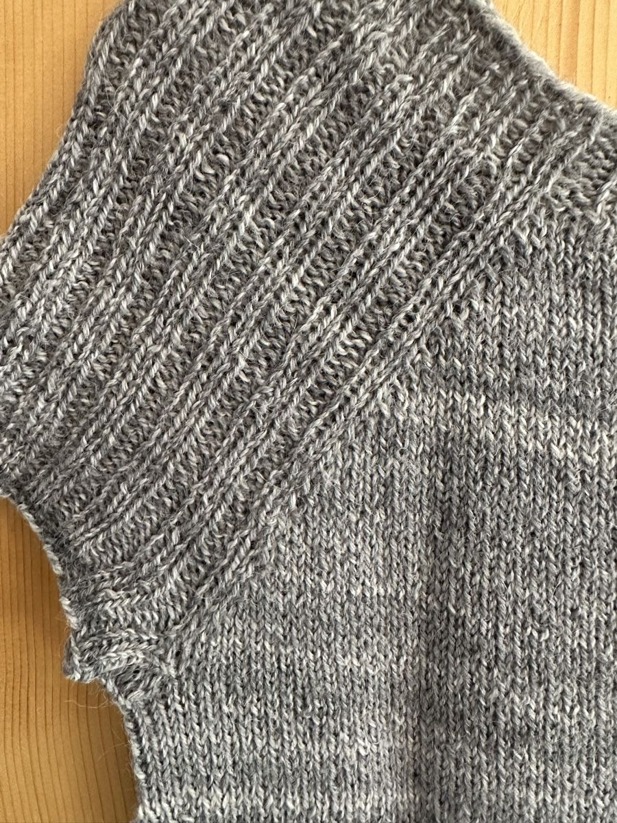 Pullover & Sweatshirts: Handgestrickter Pullunder Gr s/m – Gebraucht aus Bolken von Spinnwebereien 1