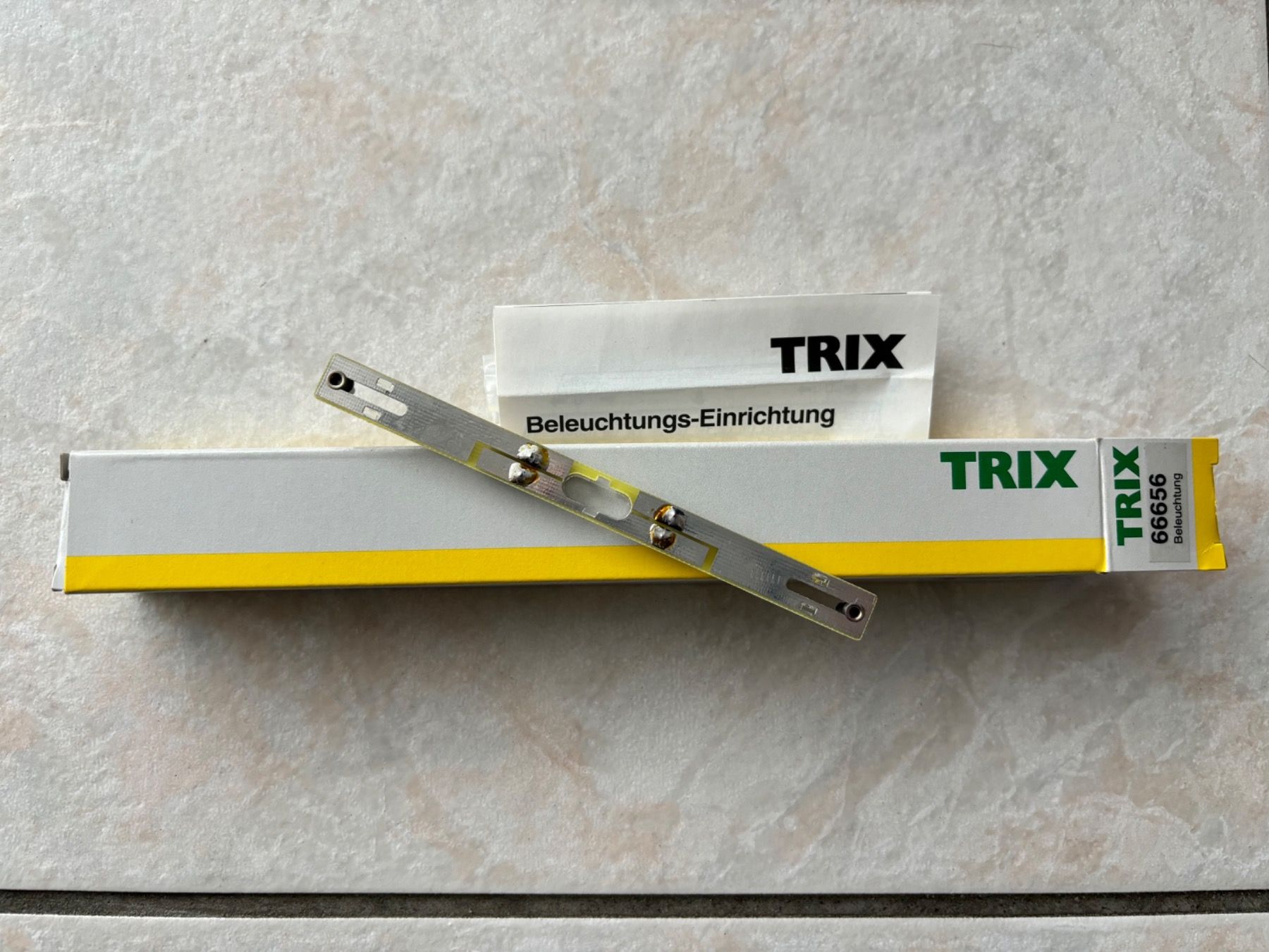 Trix Modellini di ferrovie: Minitrix 66656 Wagenbeleuchtung – Nuovo (secondo la descrizione) da Hauterive NE venduto da eriamch 1