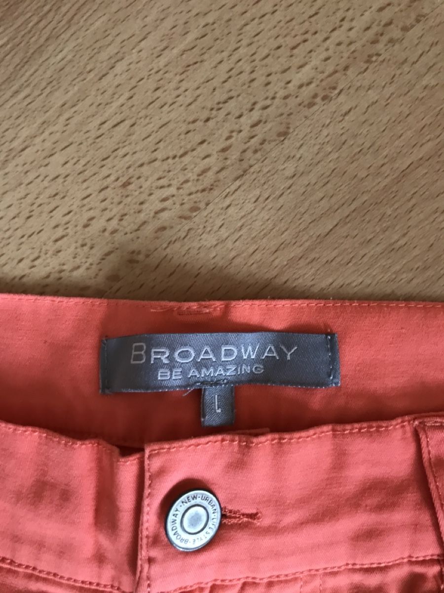 Pantaloni: Short en coton fin taille M-L – Nuovo (secondo la descrizione) da Tafers venduto da ValKara 1