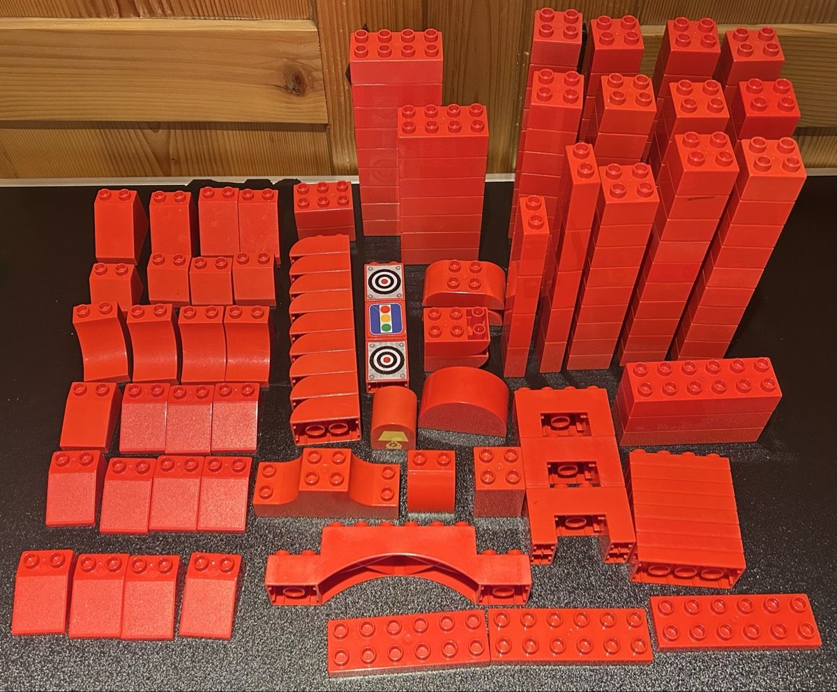 Lego Giocattoli:  rote Lego-Duplo Steine  – Usato da Oberrüti venduto da SussiundStrolch