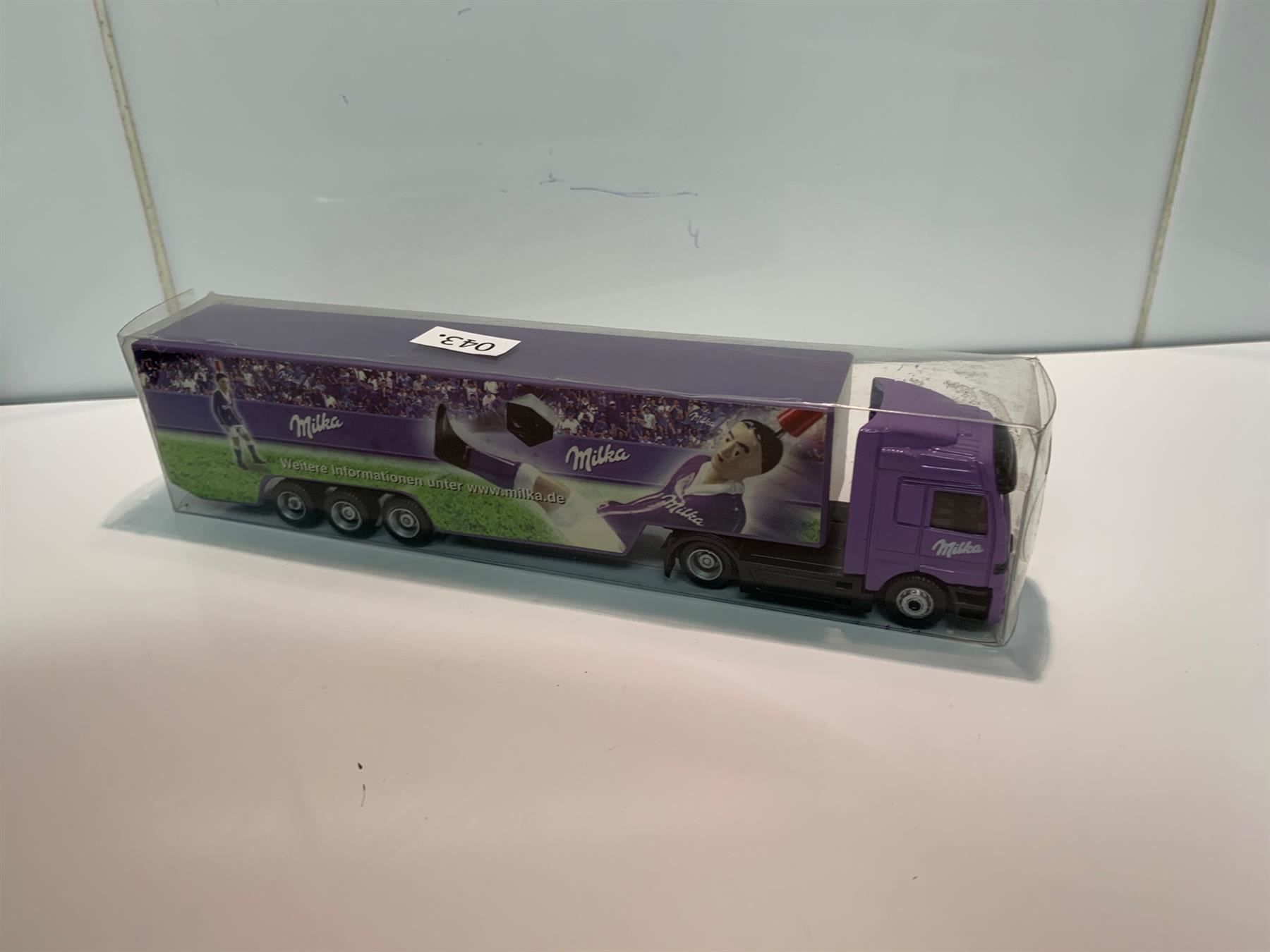 Mercedes-Benz Modellini d'auto: Mercedes LKW Milka 43 – Nuovo (secondo la descrizione) da Stäfa venduto da thebrand 1