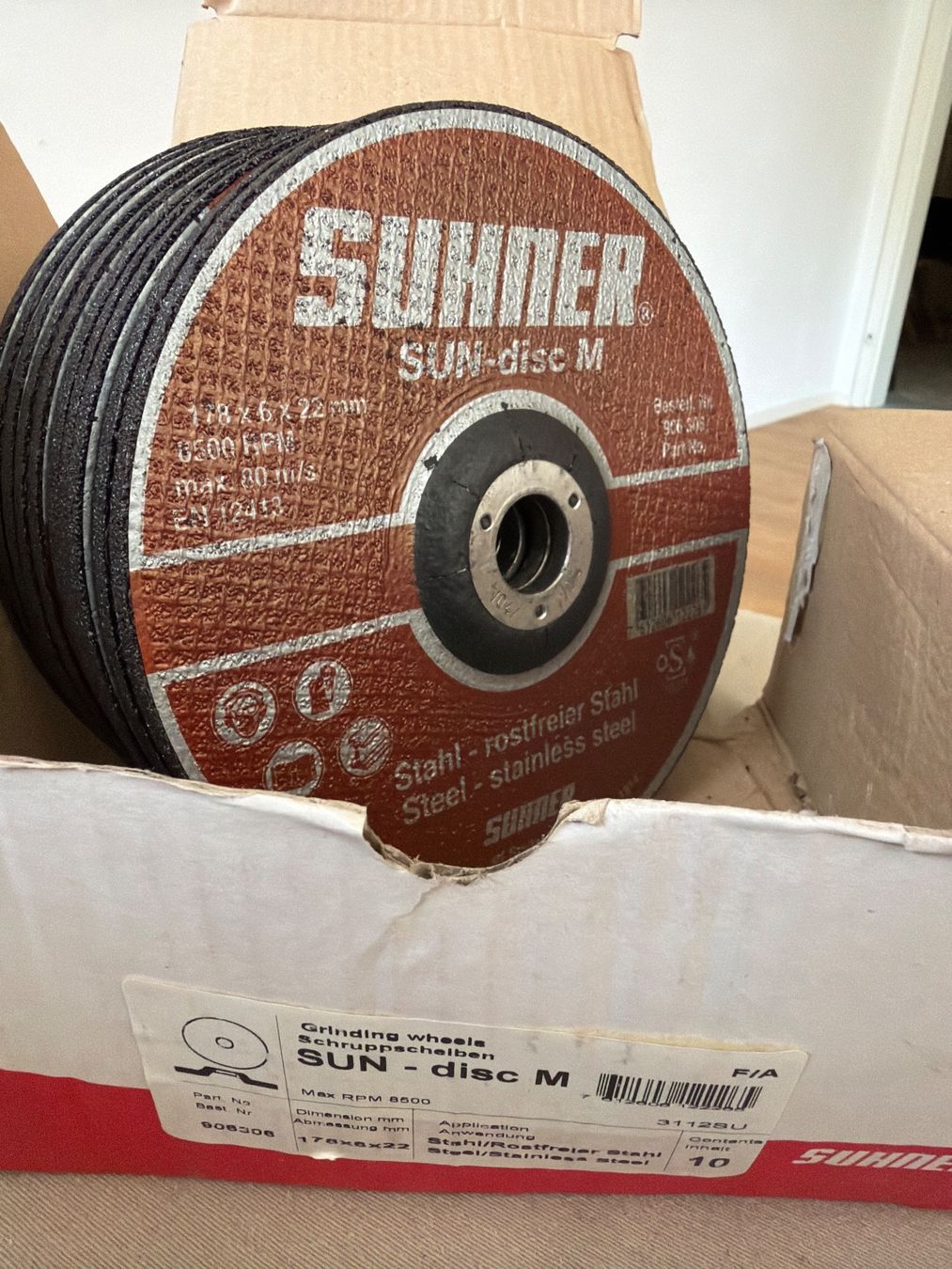 Suhner Tutti gli attrezzi: Schruppscheiben Suhner Sun Disc M 30 Winkelschleifer – Usato da Nussbaumen AG venduto da normajeanbaker 1