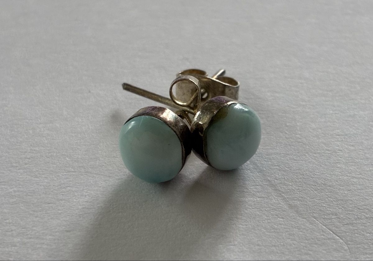 Ohrringe & -stecker: Stud Earrings,  round, light blue-green – Gebraucht aus Basel von cat_sq5m
