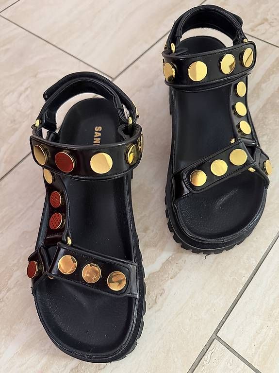 Chaussures femmes: Sandro sandales cuir 41 – D'occasion à Morges par natassa 3