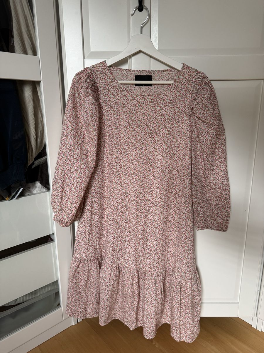 Pieces Robes: Sommerkleid – D'occasion à Widen par Nada. 1