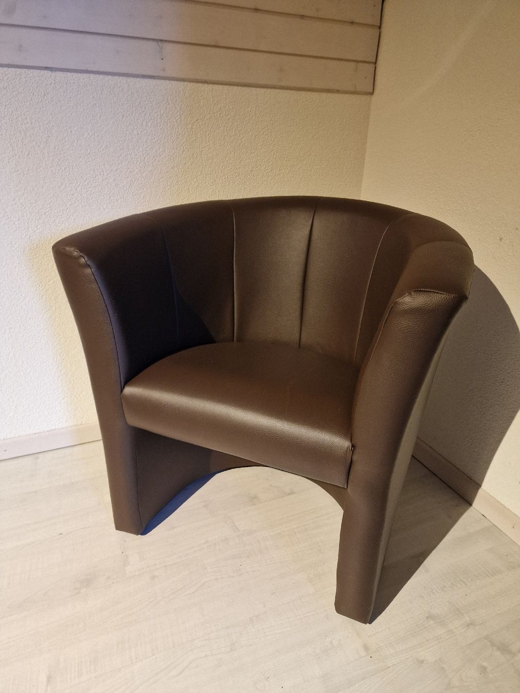 Poltrone: Sessel – Usato da Bilten venduto da Ueli77 5