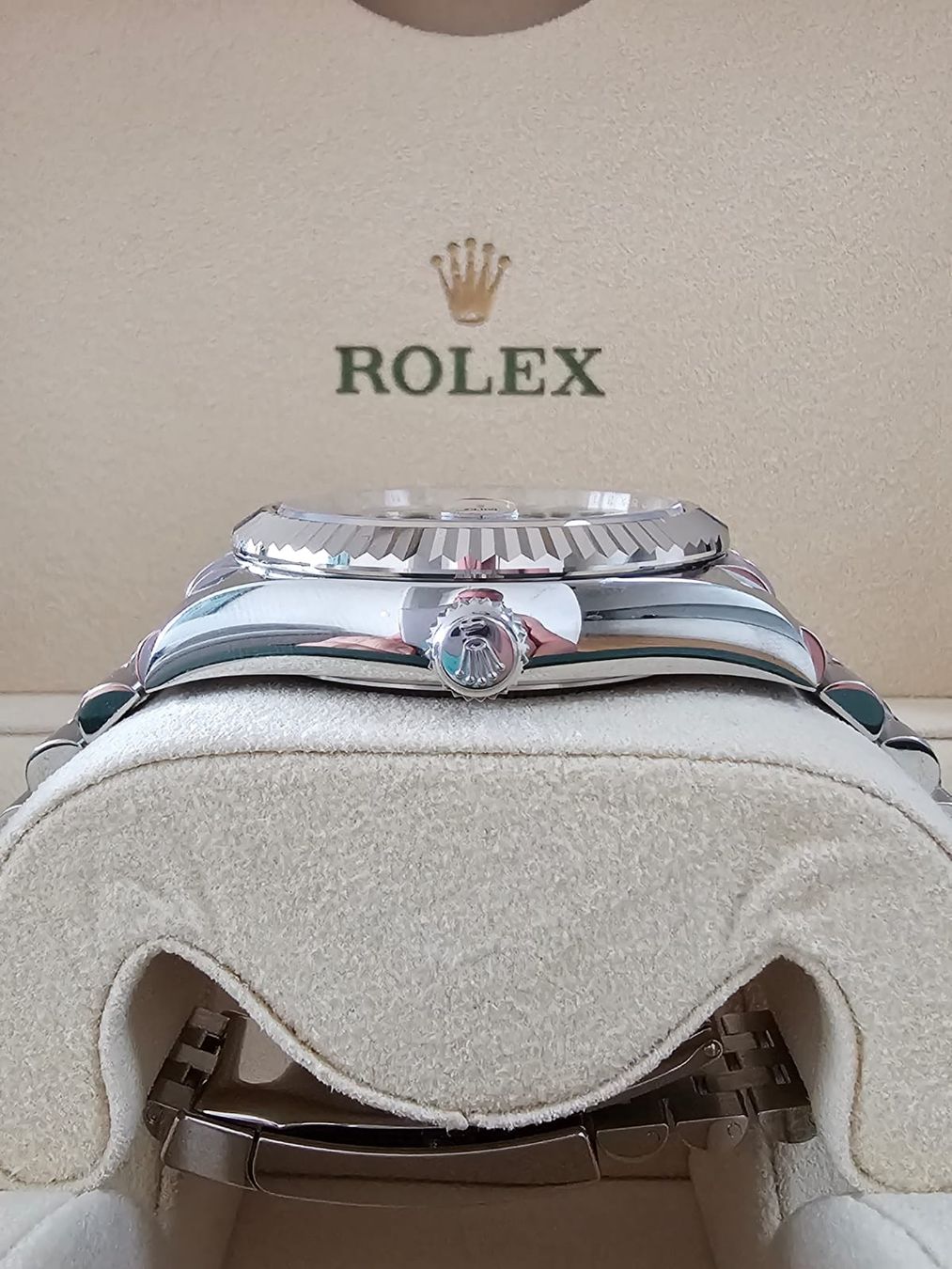 Rolex Uhren: Rolex Sky-Dweller – Neu und originalverpackt aus Cham von alx_dzc7 2