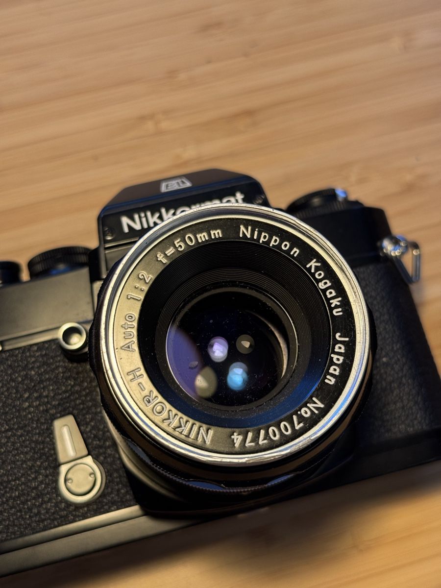 Nikkormat Kamera: Nikkormat EL – Gebraucht aus Zürich von SalernoElia 1