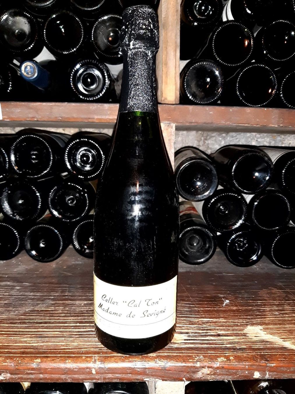Vino: mousseux espagnol semi secco – Nuovo (secondo la descrizione) da Le locle venduto da juliensaran 1