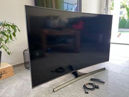 Samsung 55" Curved 4K UHD TV(UE55KU6640) Inkl. Standfuss+FB