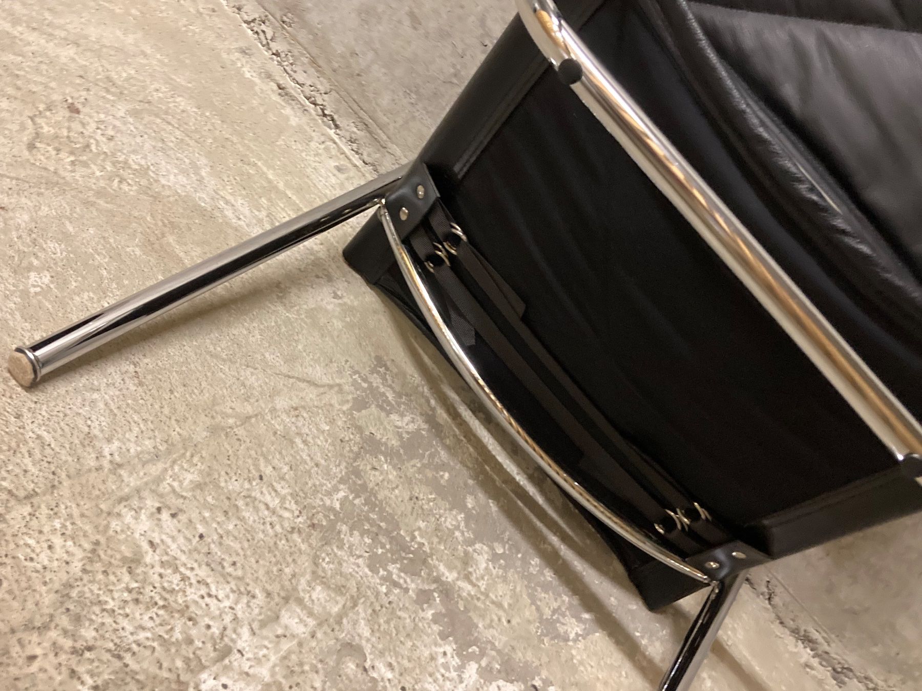 Eichenberger Poltrone: HE Designklassiker Sessel Strässle Hans Eichenberger, Leder – Usato da Herrenschwanden venduto da Pannacotta 3