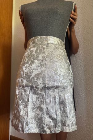 Eleganter Rock Brokatrock in Silber Blumen-Struktur Gr XS