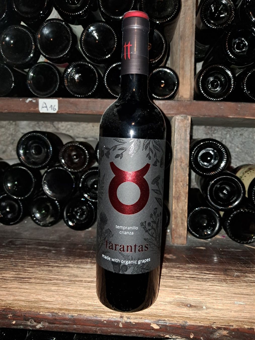 Vino: Tarantas tempranillo crianza 2019 – Nuovo e nell'imballaggio originale da Le locle venduto da juliensaran