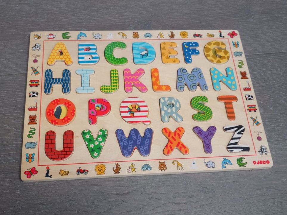 Djeco Spiele: DJECO Puzzle alphabet – Gebraucht aus Arconciel von Pgendre