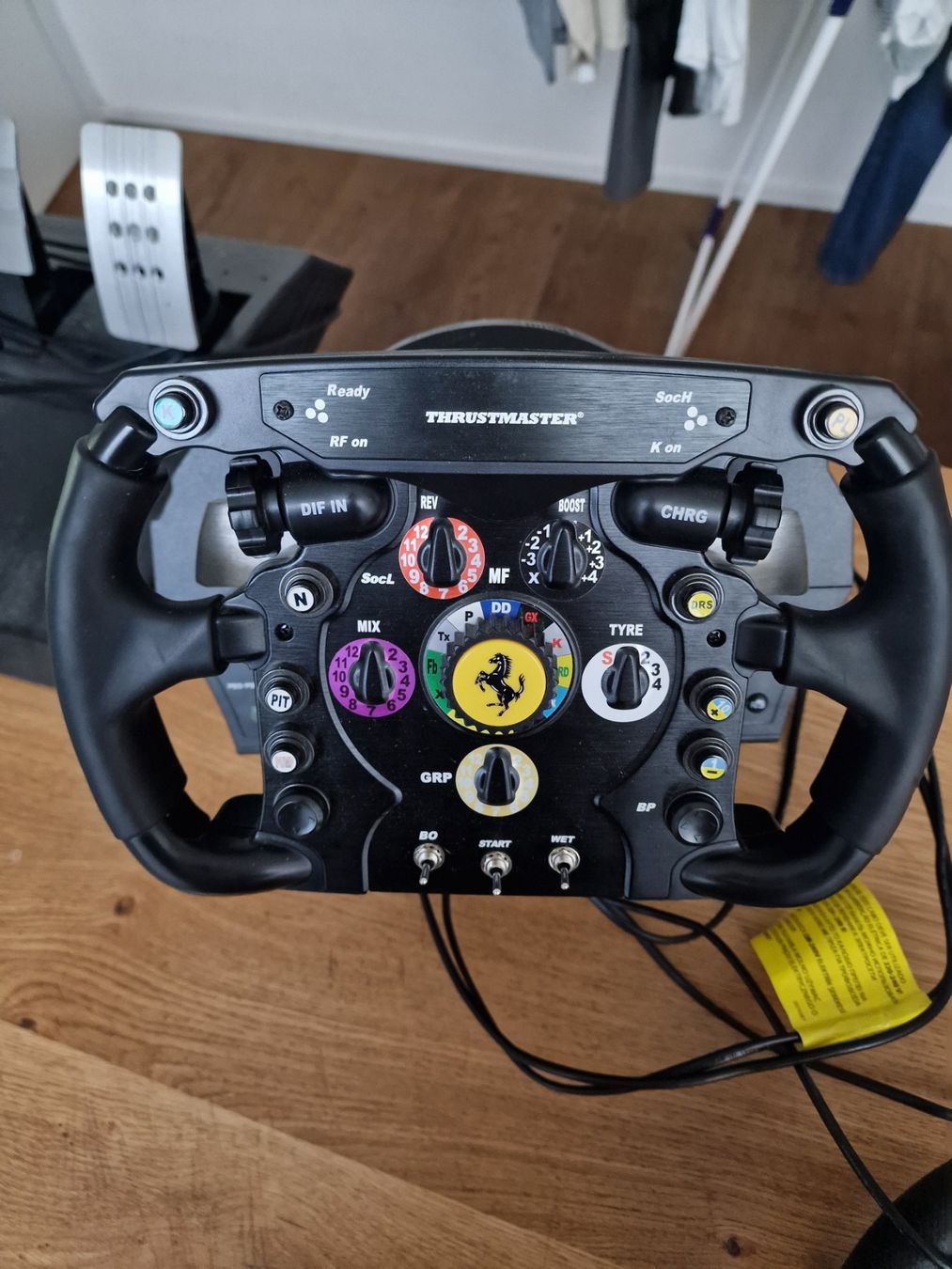 Thrustmaster Controller: Playseat F1 Rig mit Thrustmaster Lenkrad & Pedale+Bodenmatte – Usato da Dübendorf venduto da Youtek_pro 2