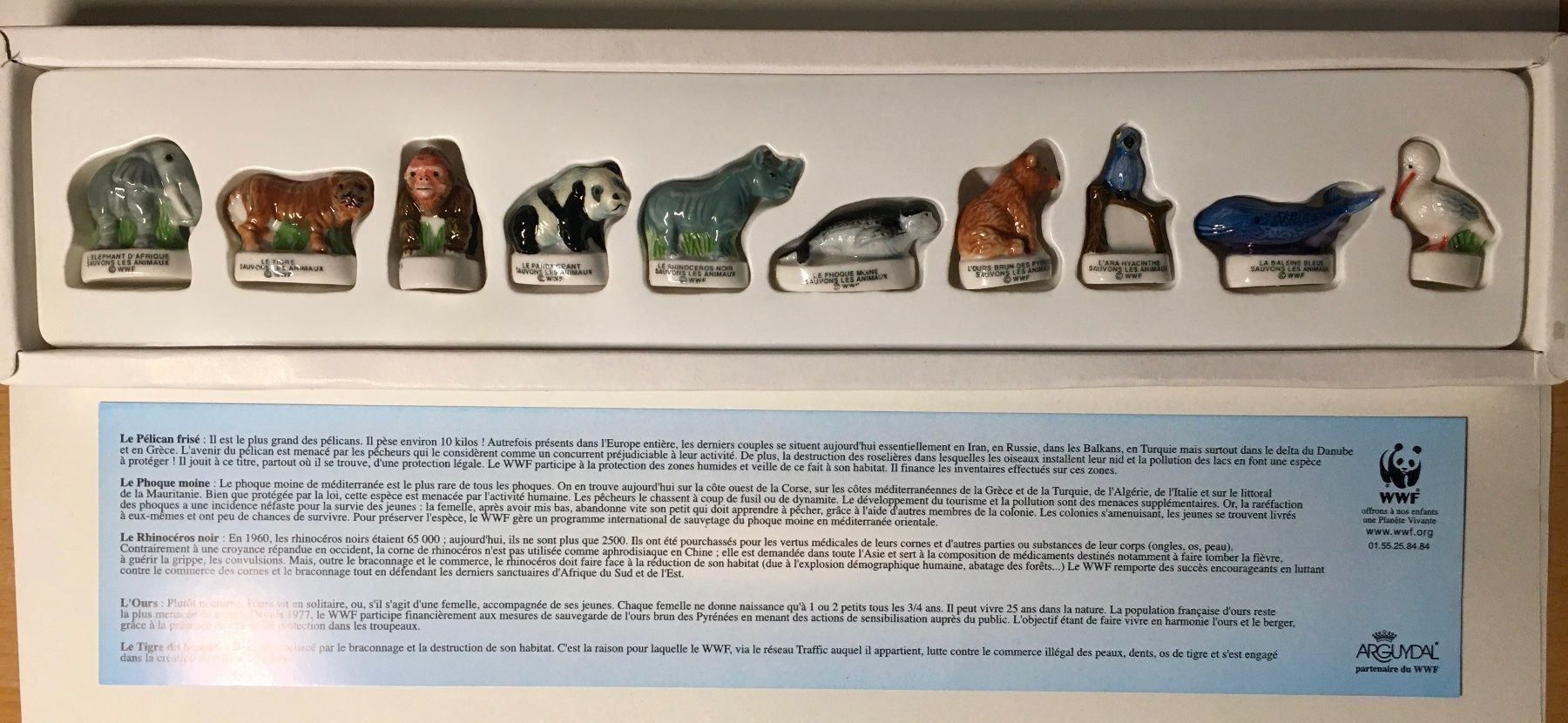 Bambole: Fèves artisanales série WWF – Nuovo e nell'imballaggio originale da Carouge GE venduto da pierre956 1