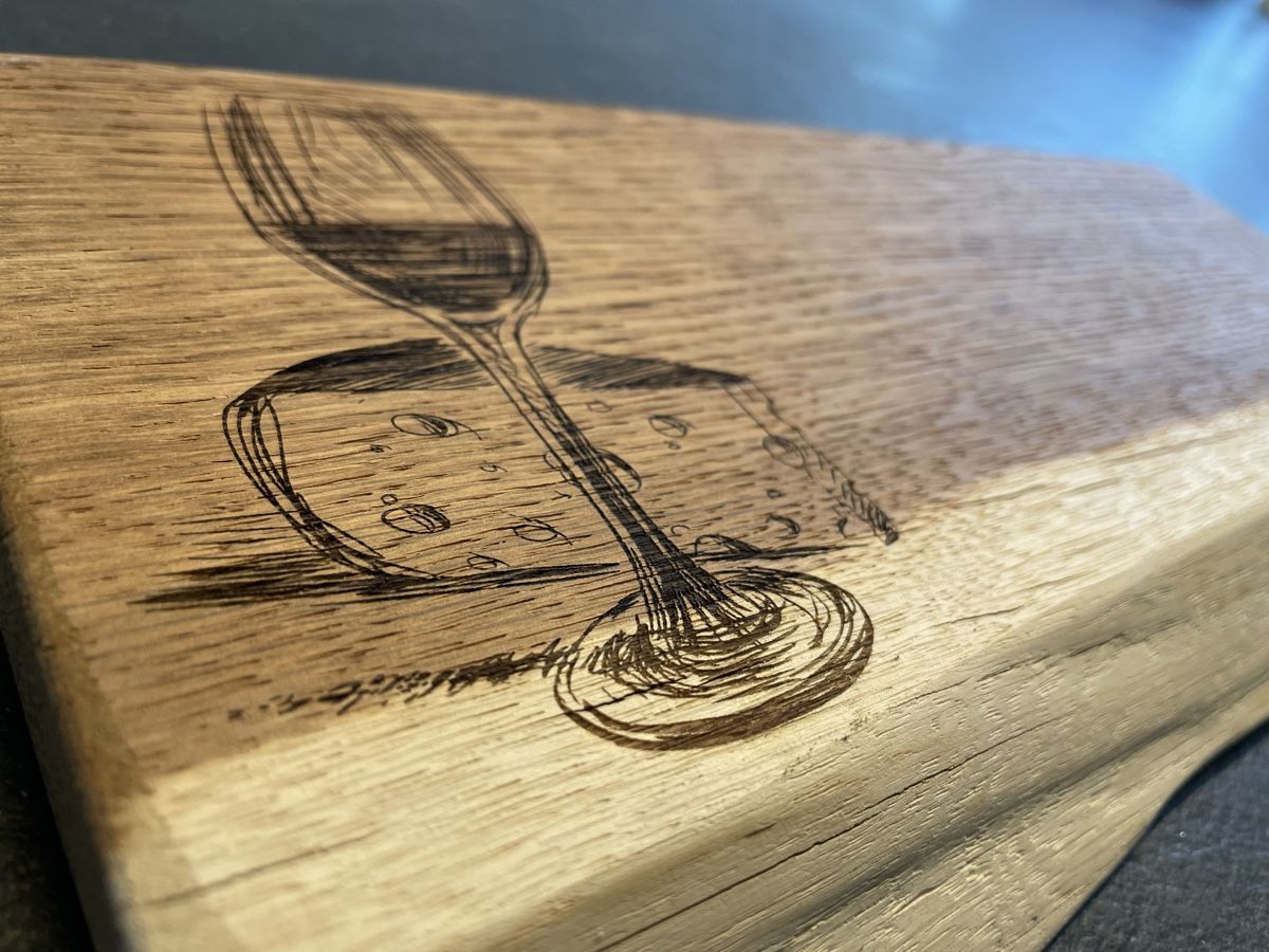 Articoli in legno: Rustikales Eichenholz Schneidebrett / Servierbrett – Nuovo (secondo la descrizione) da Sutz venduto da mtechcab 2