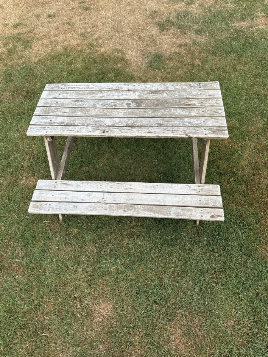 Tables: Picknick-Tisch für Kinder – D'occasion à Langenthal par Horloger1 2