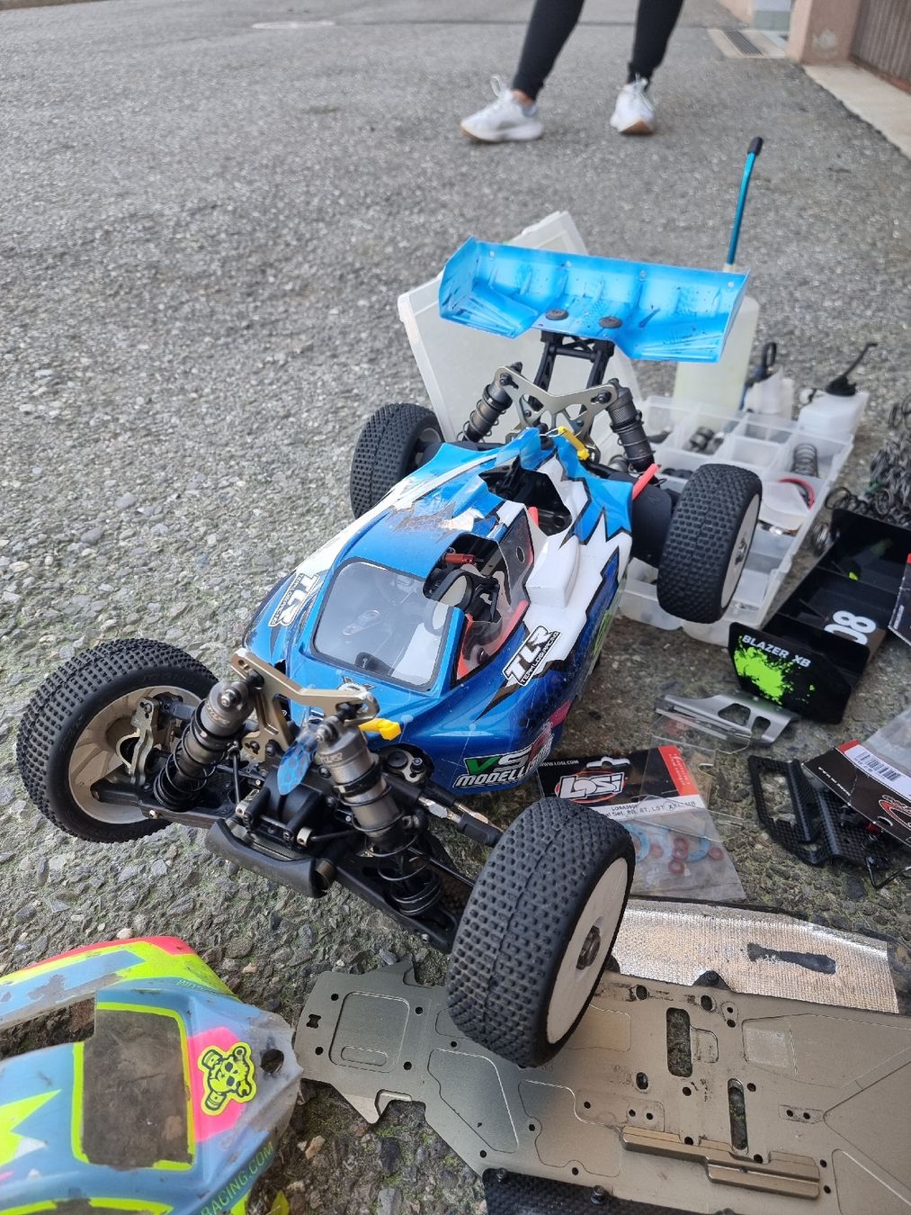 Losi RC Modellbau: buggy losi 8ight-x – Gebraucht aus Enney von poussincui 3