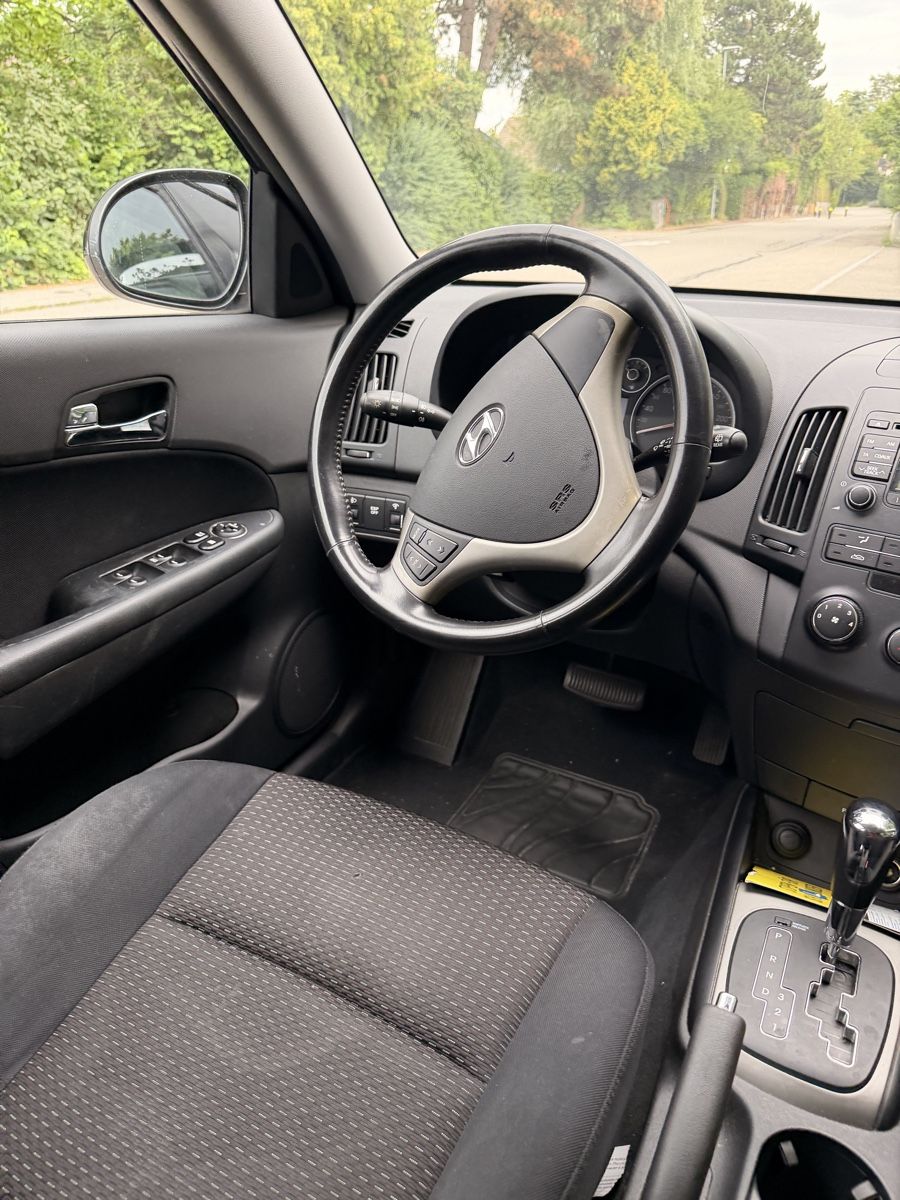 Hyundai Autos: Hyundai i30 1.6 – D'occasion à Pfaffhausen par ahm_7y7g 2