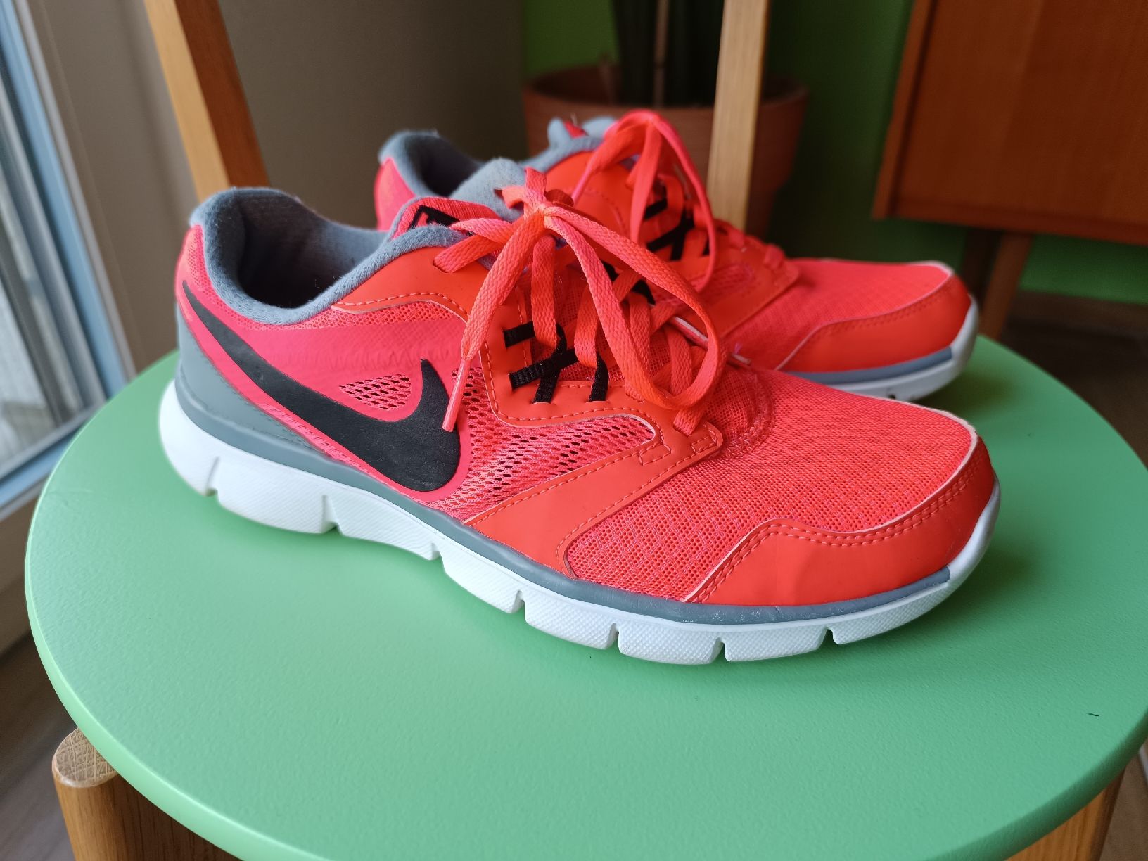 Nike Herrenschuhe: Nike Flex Experience RN3 – Gebraucht aus Wolfwil von SecondOwner