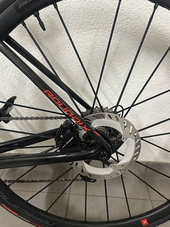 Specialized Vélos: Specialized roubaix sport black et red, taille 54 – D'occasion à Grand-Lancy par cuitcuit97 2
