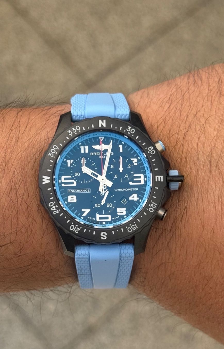 Breitling Orologi: Breitling Endurance Pro 38  2026 Ref X83310281B1S1 – Nuovo e nell'imballaggio originale da Adlikon b.Regensdf venduto da GPITIME 2