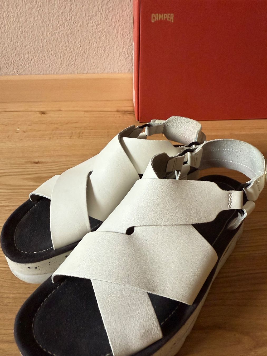 Camper Scarpe da donna: Camper Sandale Gr.38 – Usato da Zufikon venduto da Ozumo 4