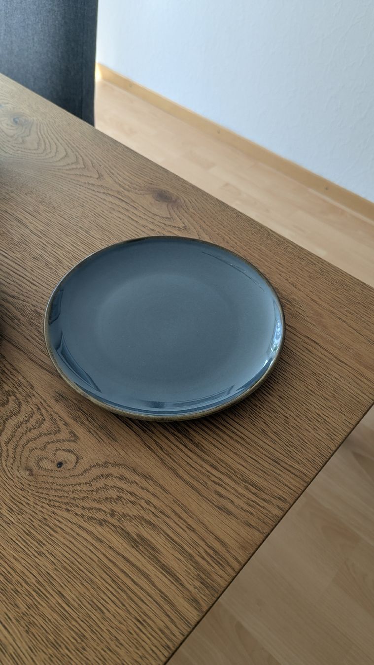 Set di piatti: Creatable Steinzeug Geschirr-Set – 37-Teile – Usato da St.Gallen venduto da reLapseOne 1