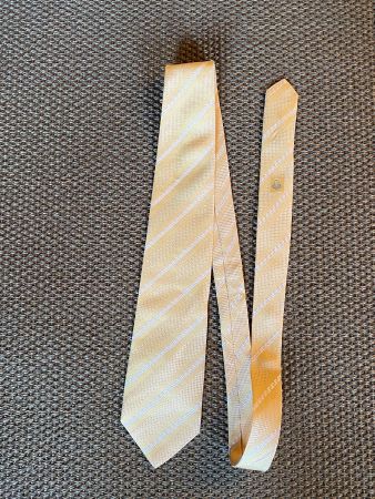 Beautiful vintage silk yellow VERSACE tie