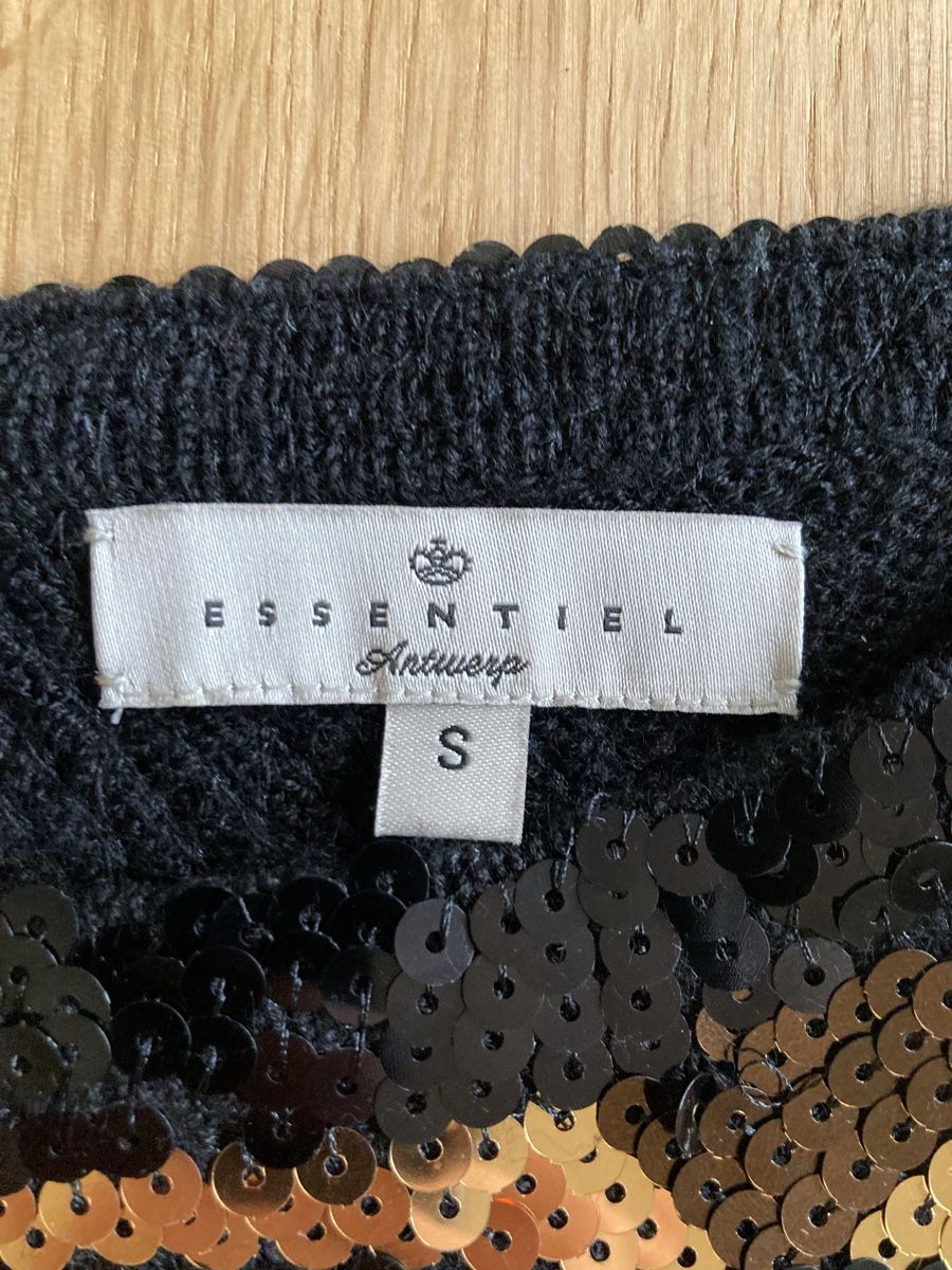 Essentiel Antwerp Top: Essentiel Antwerp Sequin Sweater Size S/M – Nuovo (secondo la descrizione) da Zürich venduto da Maki333 3