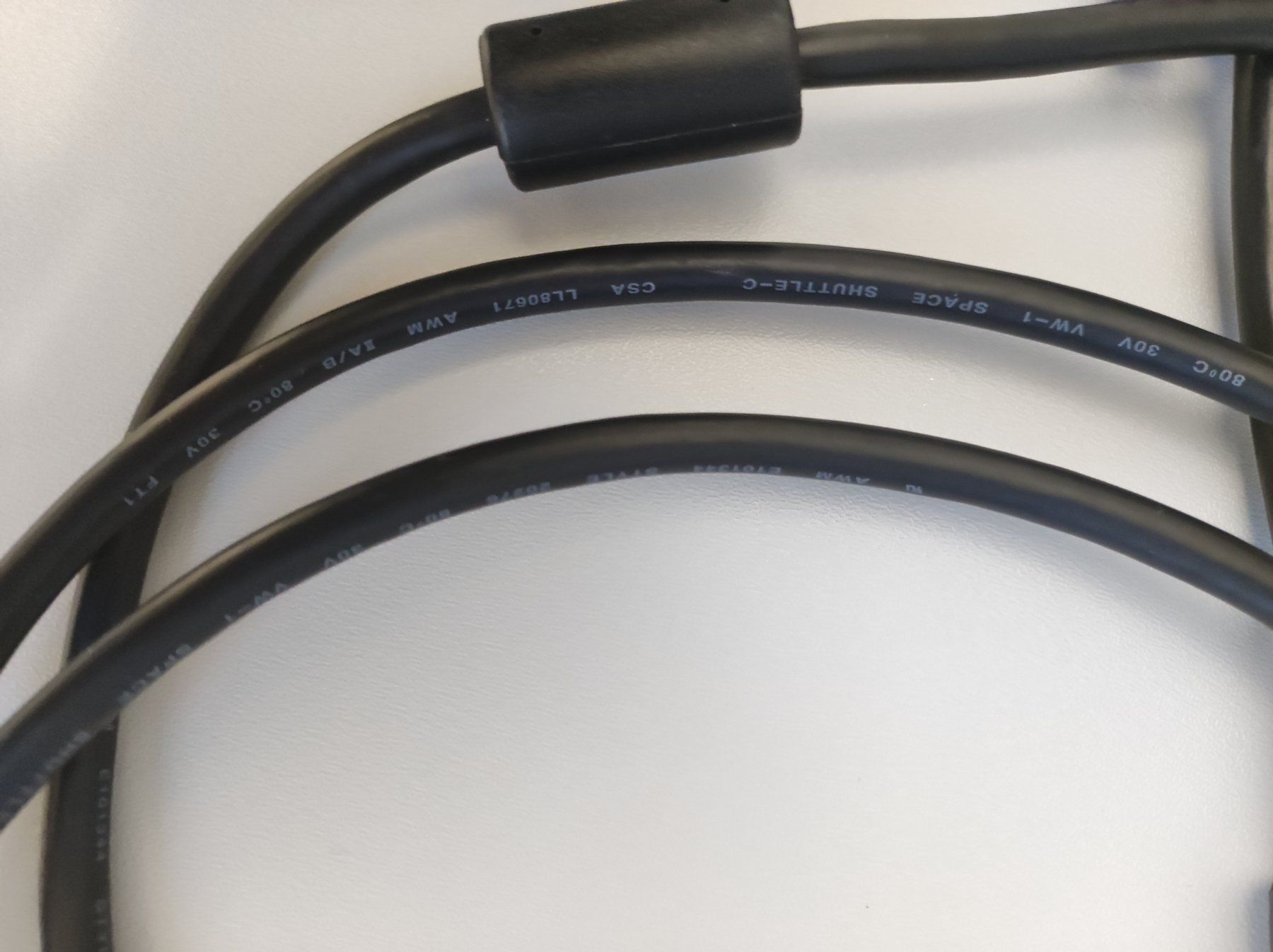 Kabel: VGA Kabel / Monitorkabel ca. 2m – Gebraucht aus Watt von MG_Products 4