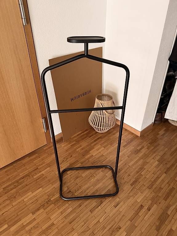 Guardaroba: Valet de nuit  – Usato da Aubonne venduto da Bubu1005