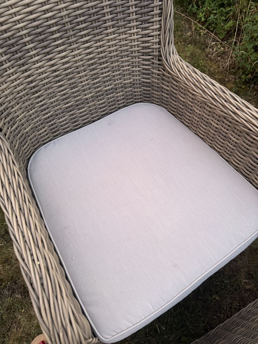 Micasa Poltrone: 2er Set Rattanstühle aus Kunststoff – Usato da Wiesendangen venduto da cheryy68 3