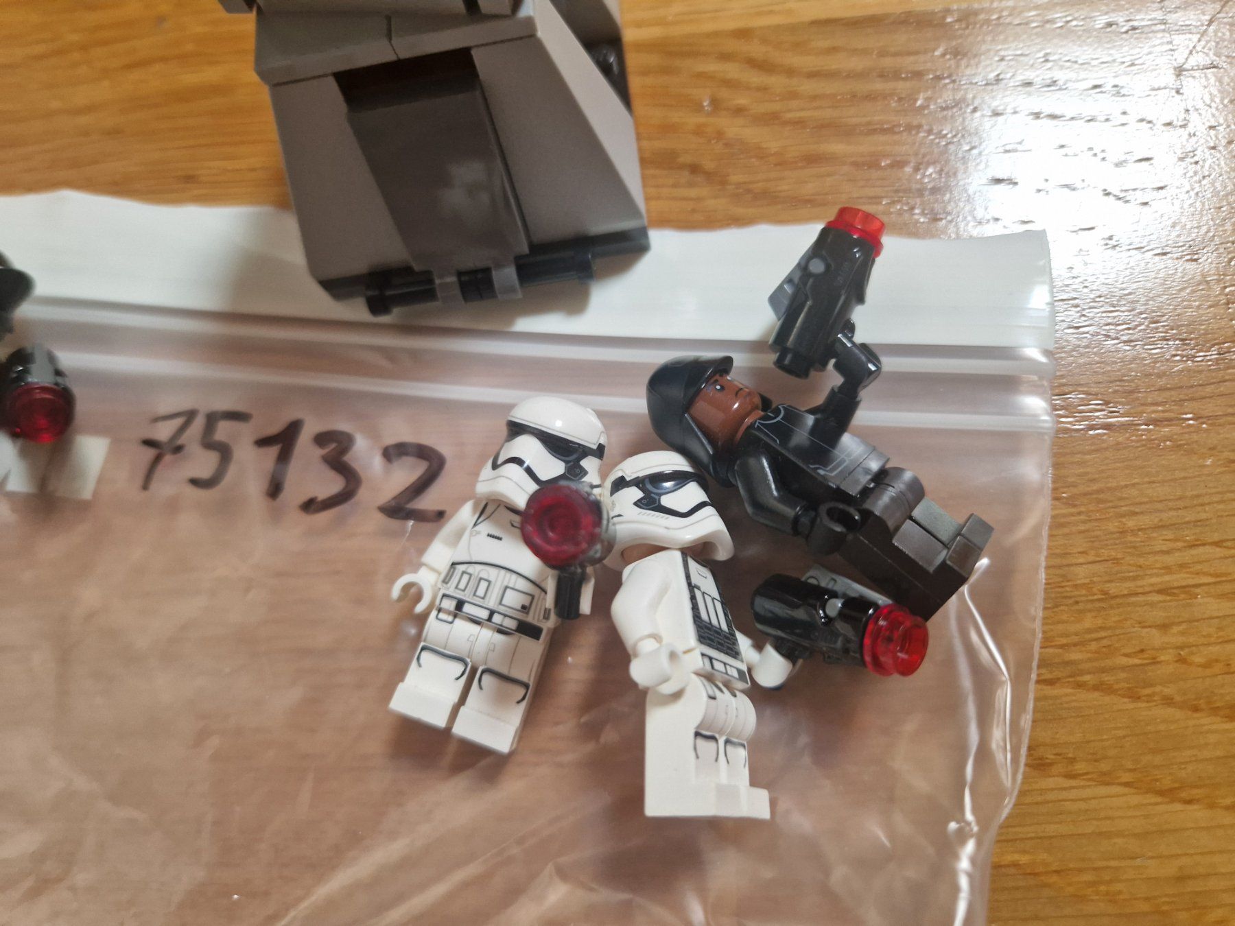 Lego Baukästen: Lego starwars 75132 – Gebraucht aus Bernex von Mardone 3