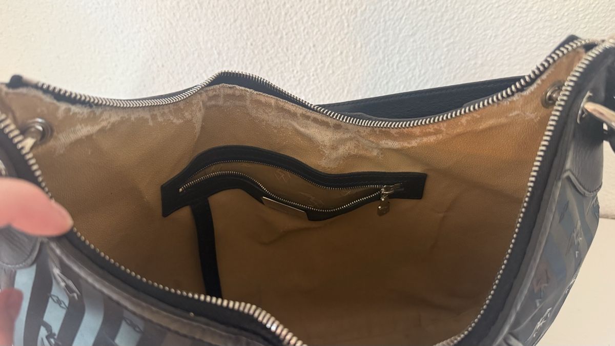 Maison Mollerus Taschen für Damen: Maison Mollerus Handtasche schwarz – Gebraucht aus Kloten von S_m00 4