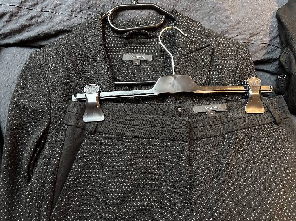 Completi & Tailleur: Comma Damen Hosenanzug  – Usato da Mühlehorn venduto da franziska89 3