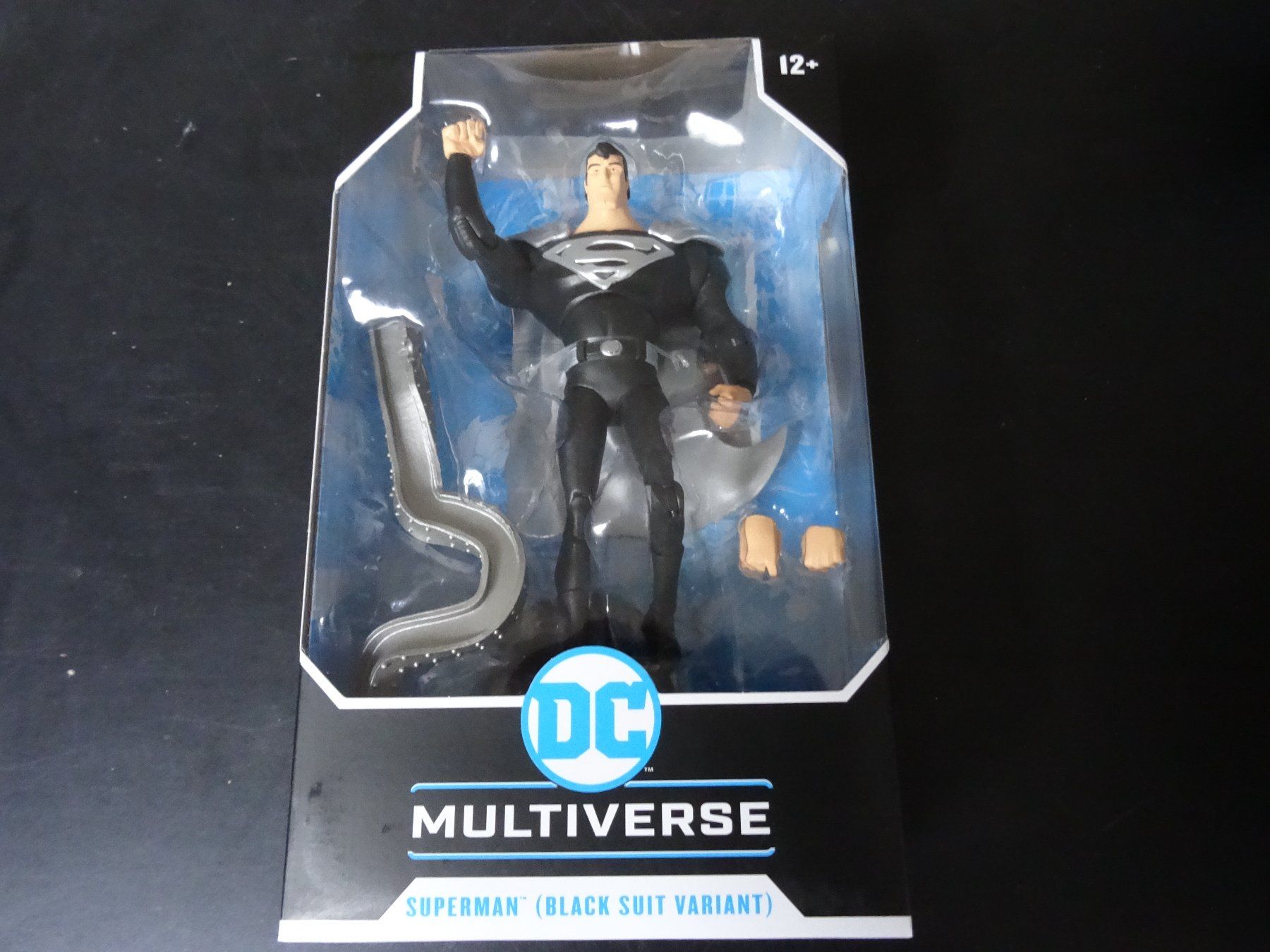 Statuette: DC Multiverse FIGUR Superman Black Suit Variant McFARLANE – Nuovo e nell'imballaggio originale da Olten venduto da Disc-Ausverkauf 1