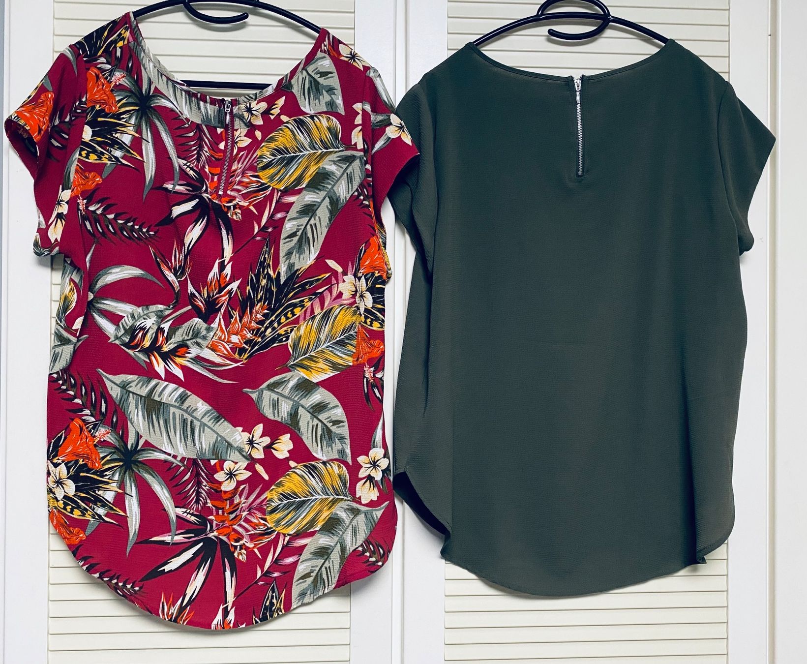 Camicette: Doppelpack Kurzarm-Bluse, Damen Gr. XL, neu – Nuovo (secondo la descrizione) da Bözberg venduto da RosmarieOb 1