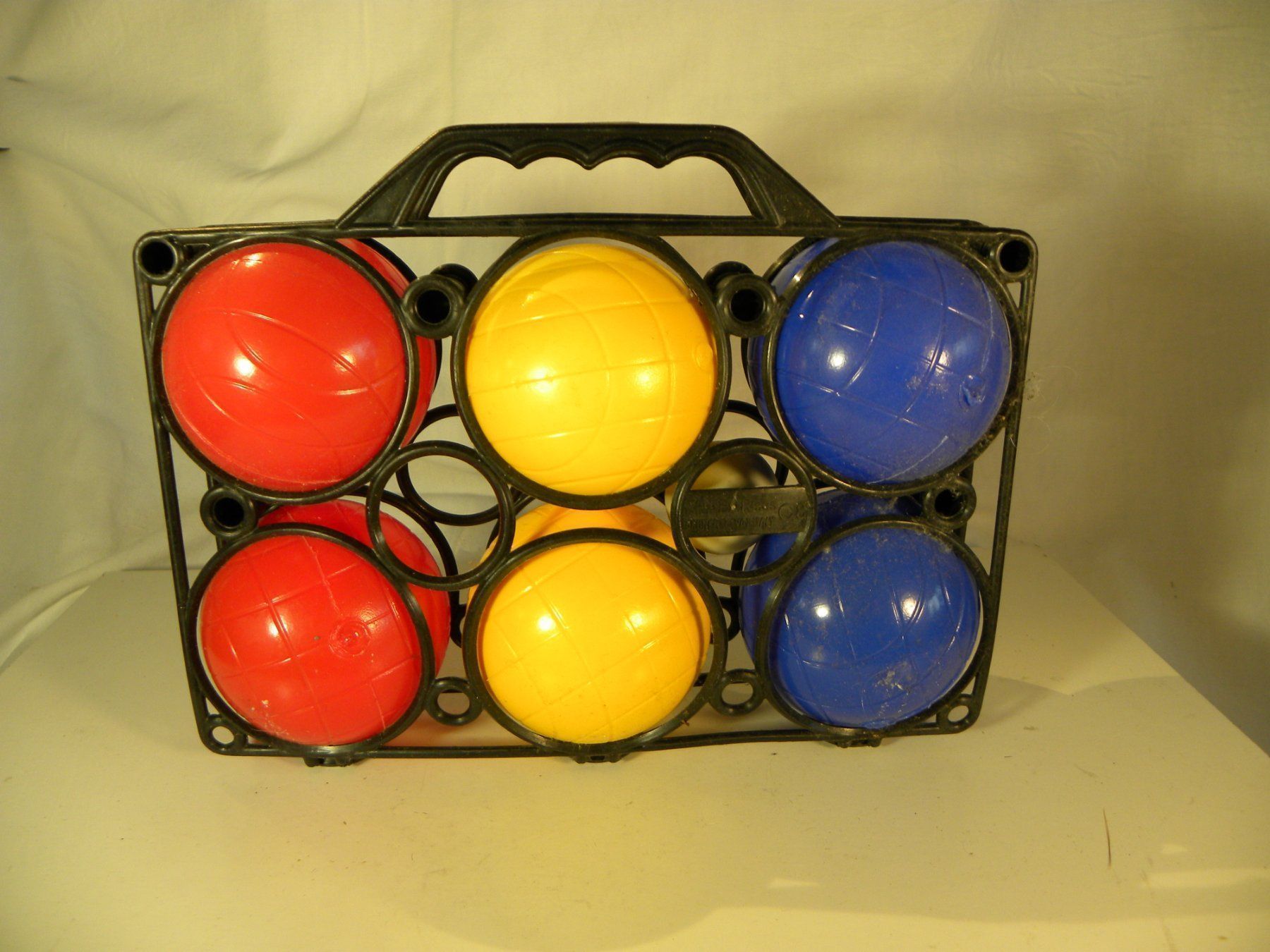 Spiele: Gut erhaltenes Boccia-Kugeln-Set – Gebraucht aus Reinach von Cargill