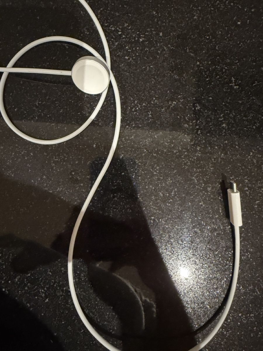Apple Smartwatch-Zubehör: Apple Watch magnetisches Ladegerät USB-C  – Neu (gemäss Beschreibung) aus Teufenthal AG von ram_lkf7 5