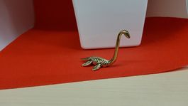 Antike Messing Figur: Nessie, das Monster von Loch Ness!