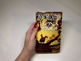NOVEL: Anne McCaffrey, Lion's Pride