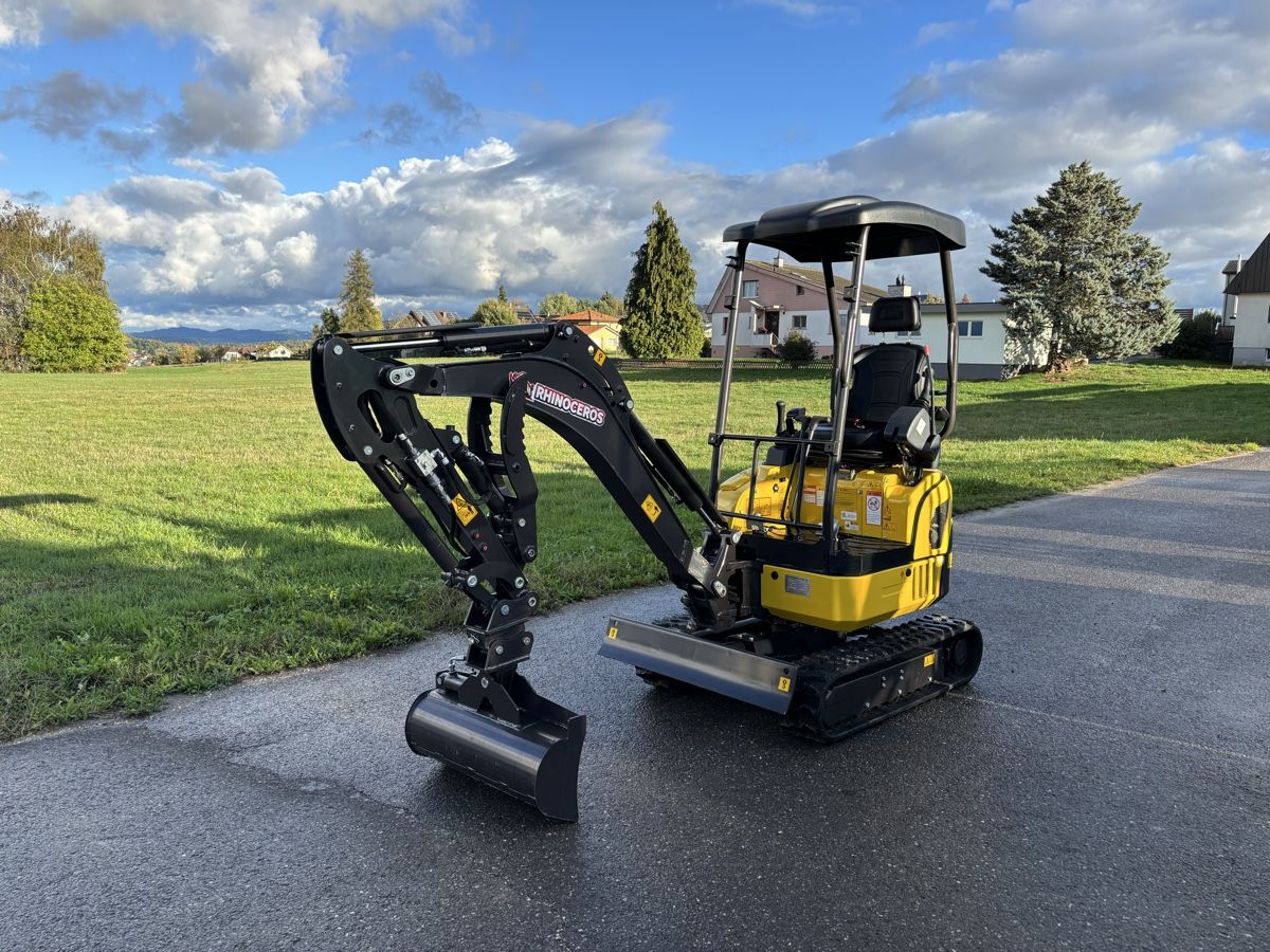 Excavateurs: Bagger 1,8t / XN18 – D'occasion à Courgevaux par Querly 2