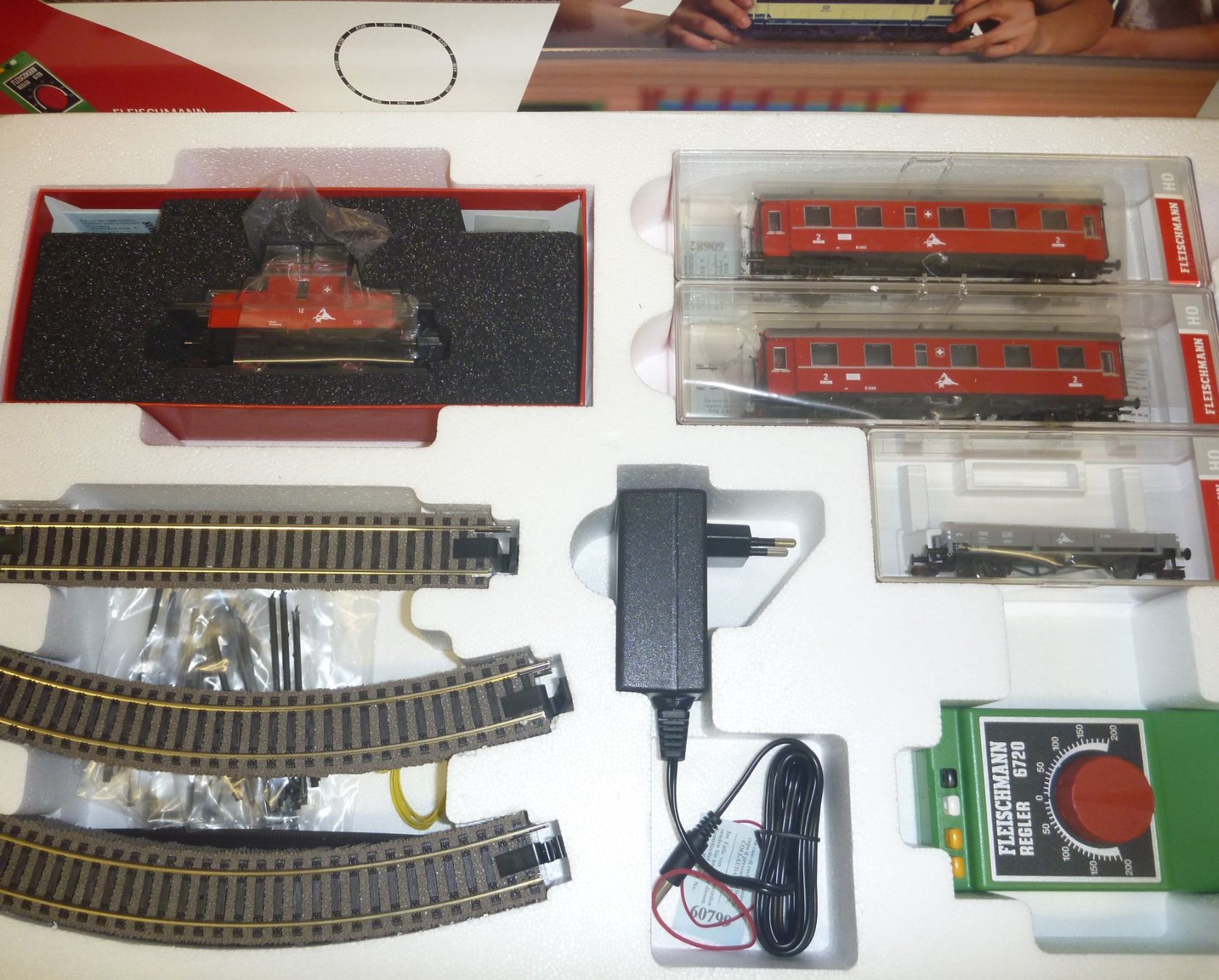Fleischmann Modellini di ferrovie: Fleischmann Zahnradbahn 481702 Startset – Nuovo e nell'imballaggio originale da Frenkendorf venduto da rail62 4
