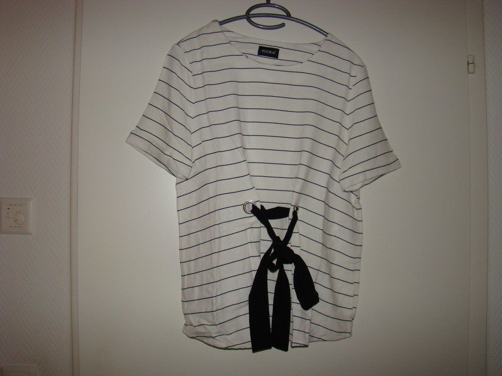Kookai T-shirt: Kookai, t-shirt – Nuovo e nell'imballaggio originale da Lussery-Villars venduto da pousinete02 1